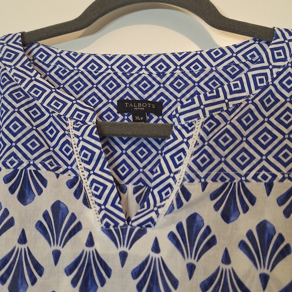 Talbots Cotton Blue & White Geometric Print V Neck Tunic Tasseled Hem Size XLP - Picture 5 of 10